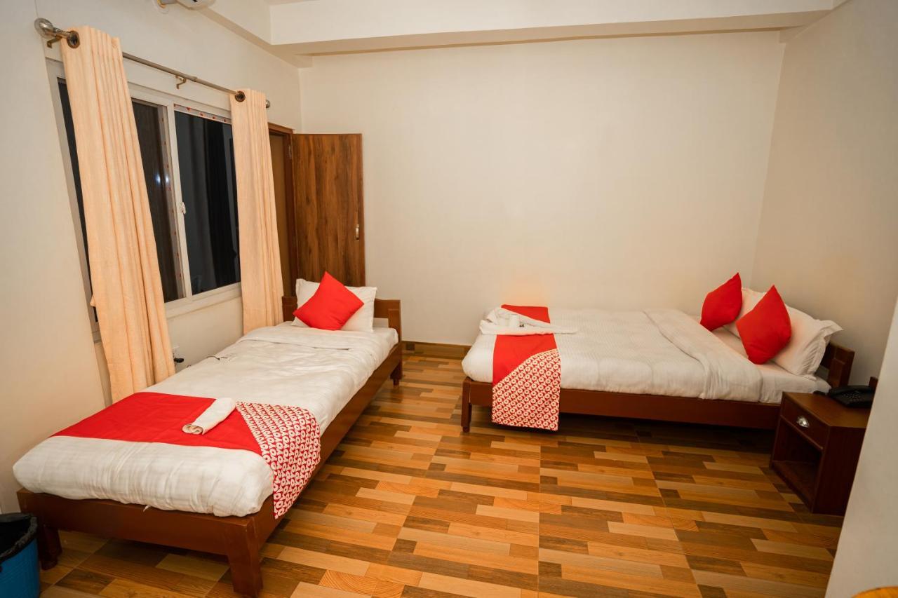 Hotel Dela Mount โพคารา ภายนอก รูปภาพ